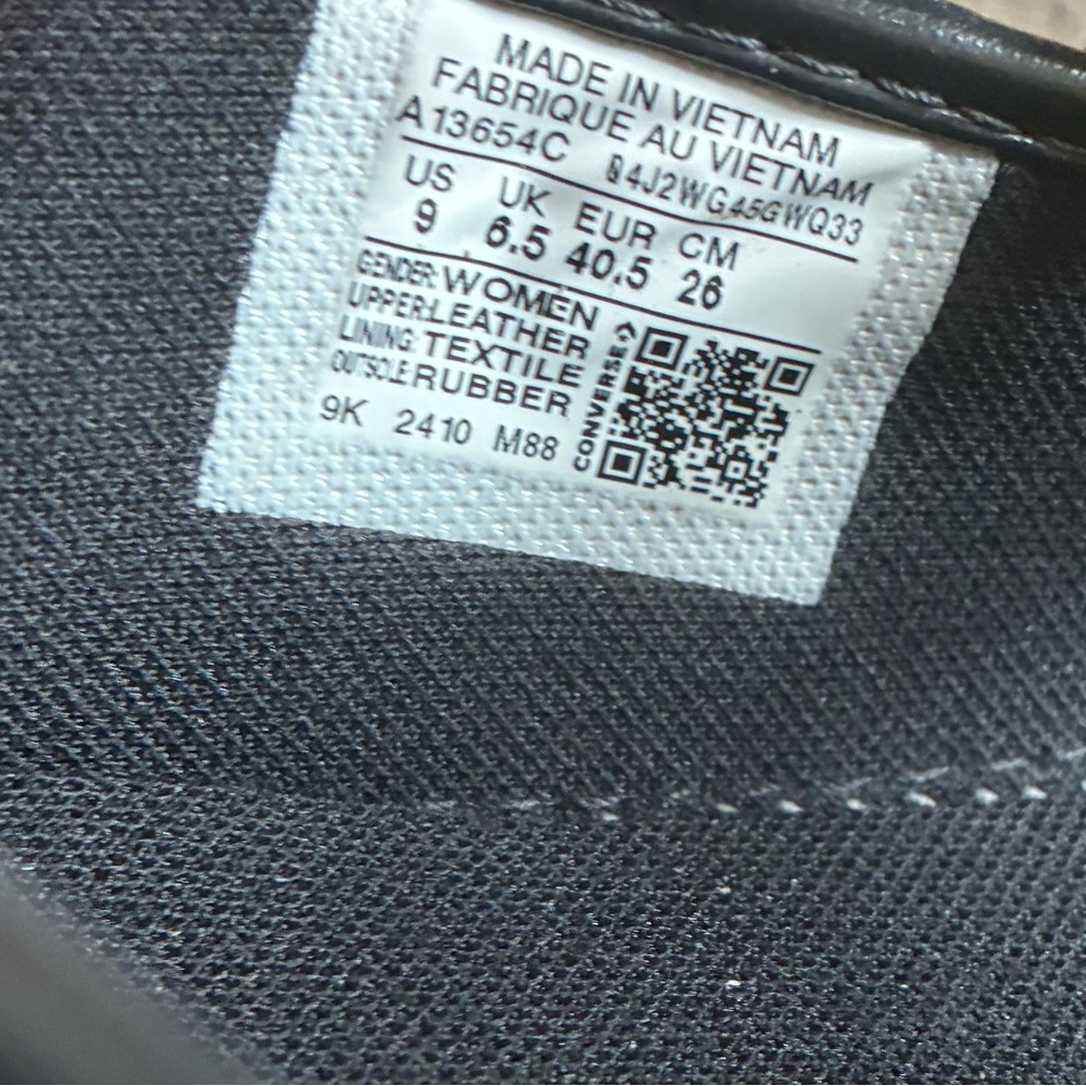 CONVERSE Mary Jane Sneaker - Picture 10 of 10